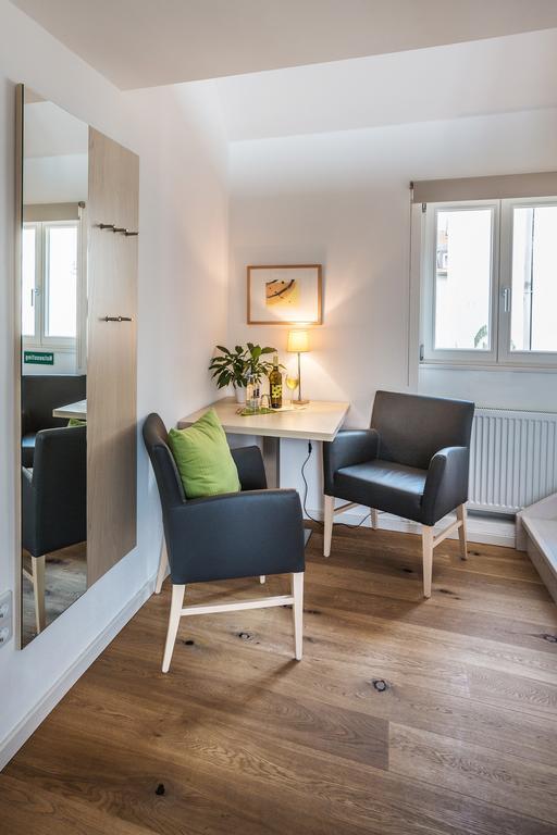 Hotel Am Markt Werder  Rum bild